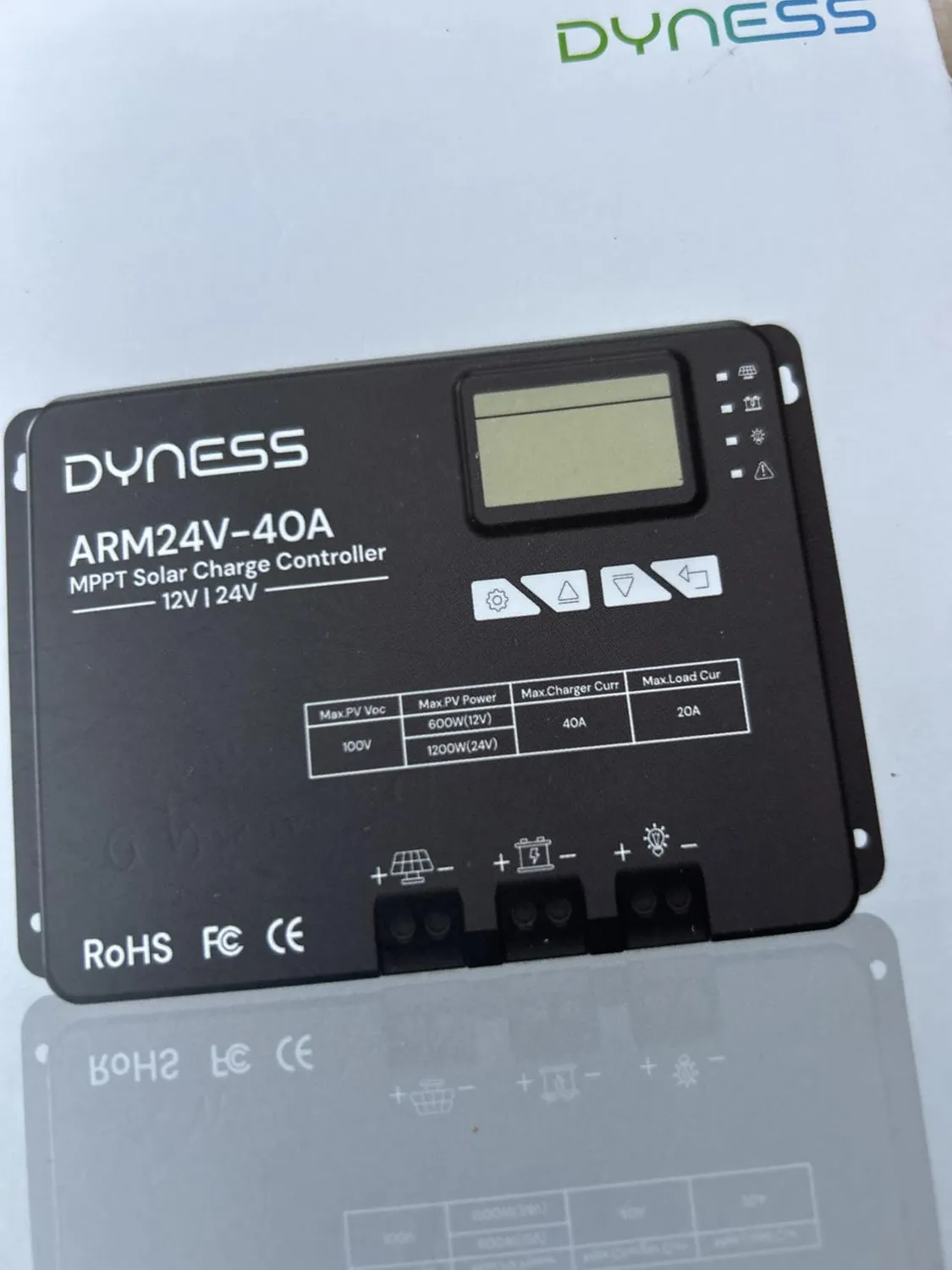 Dyness MPPT Solarladeregler 40A 12V/24V Bluetooth